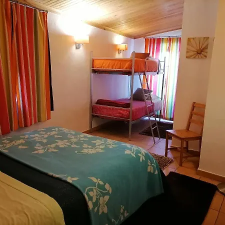 Casas Do Pastor בית הארחה סייה