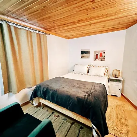 Casas Do Pastor - Santo Estevão Seia