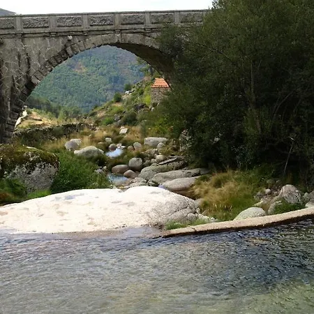 Casas Do Pastor Seia