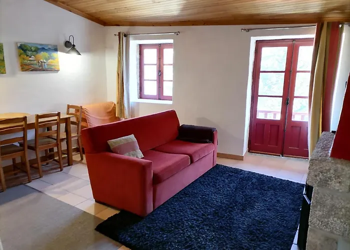 Casas Do Pastor Konukevi 4*